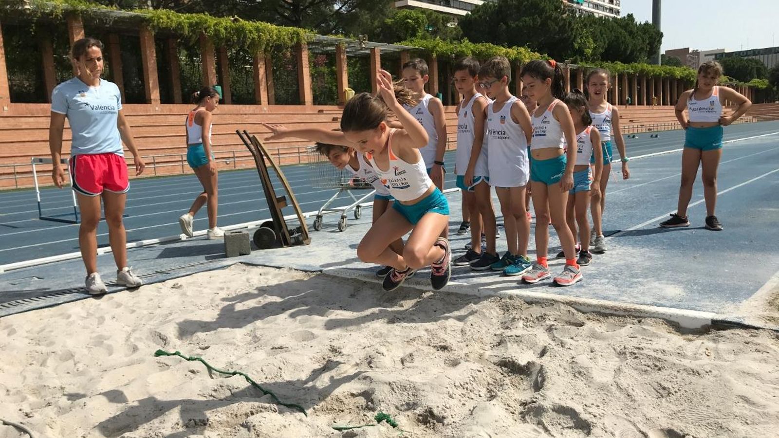 Participants del campus esportiu d'atletisme del València Esport l'any passat