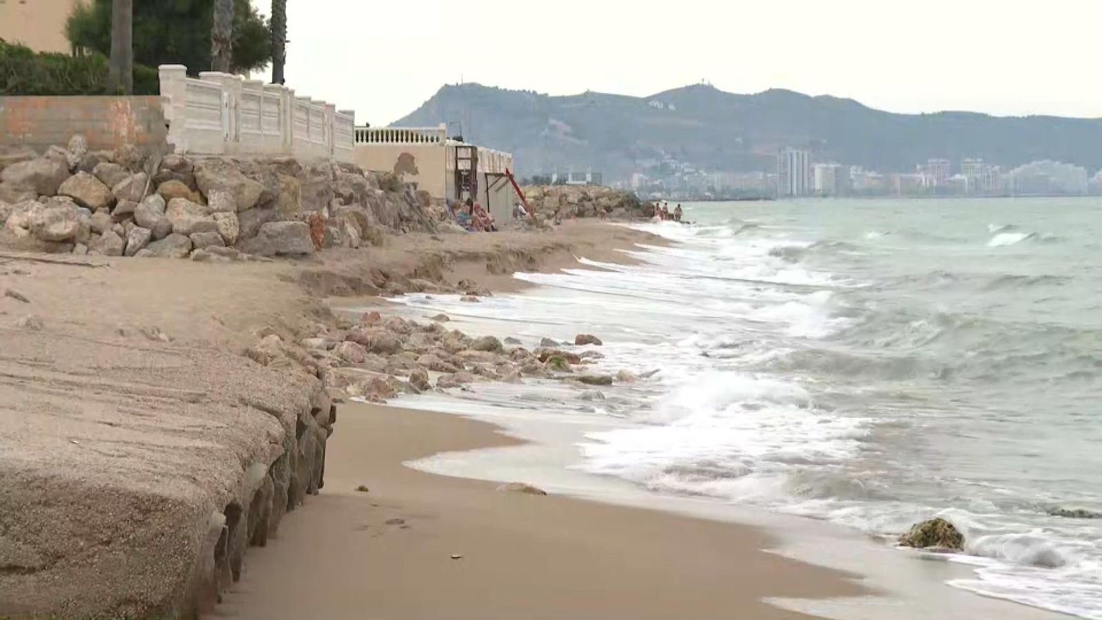Platja afectada per la regressió