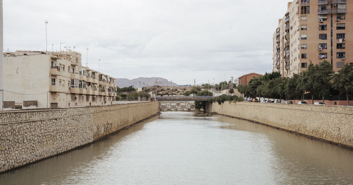 Emergències alerta els municipis entre els rius Girona i Serpis per l ...