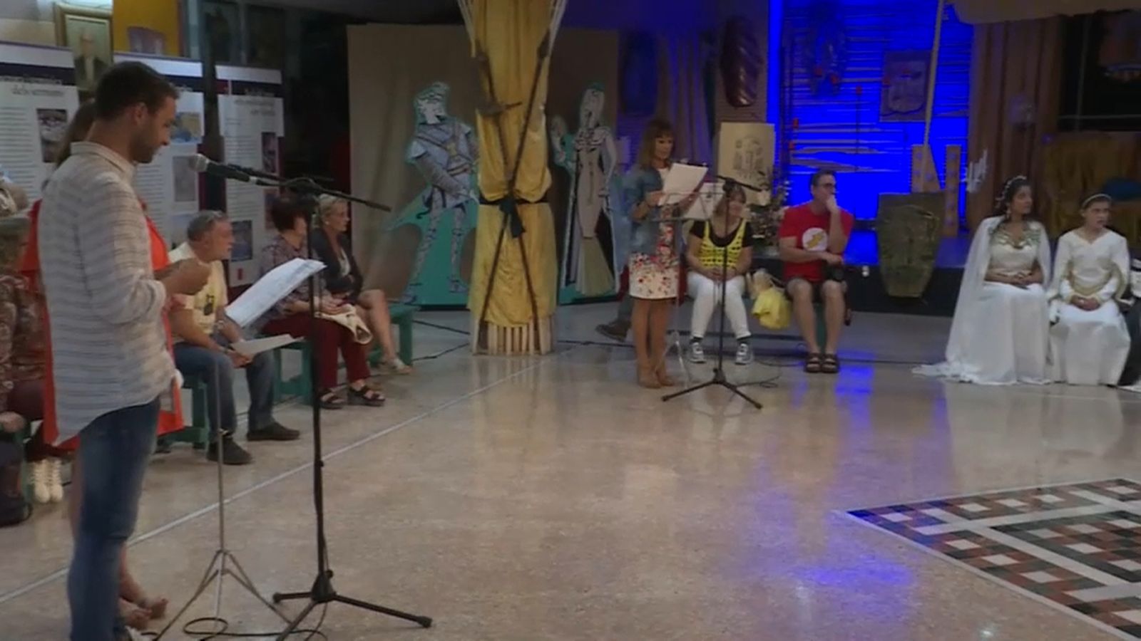 Clara Castelló, Marc Santandreu i altres presentadors d'À Punt posen la veu a diferents personatges del Tirant.