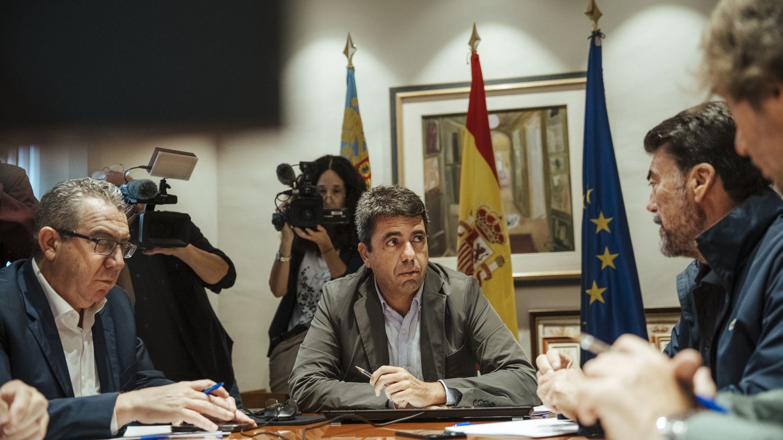 Mazón en el PMA a Orihuela amb l'alcalde Luis Barcala, el president de la Diputación d'Alicant i l'alcalde de Benidorm, Toni Pérez