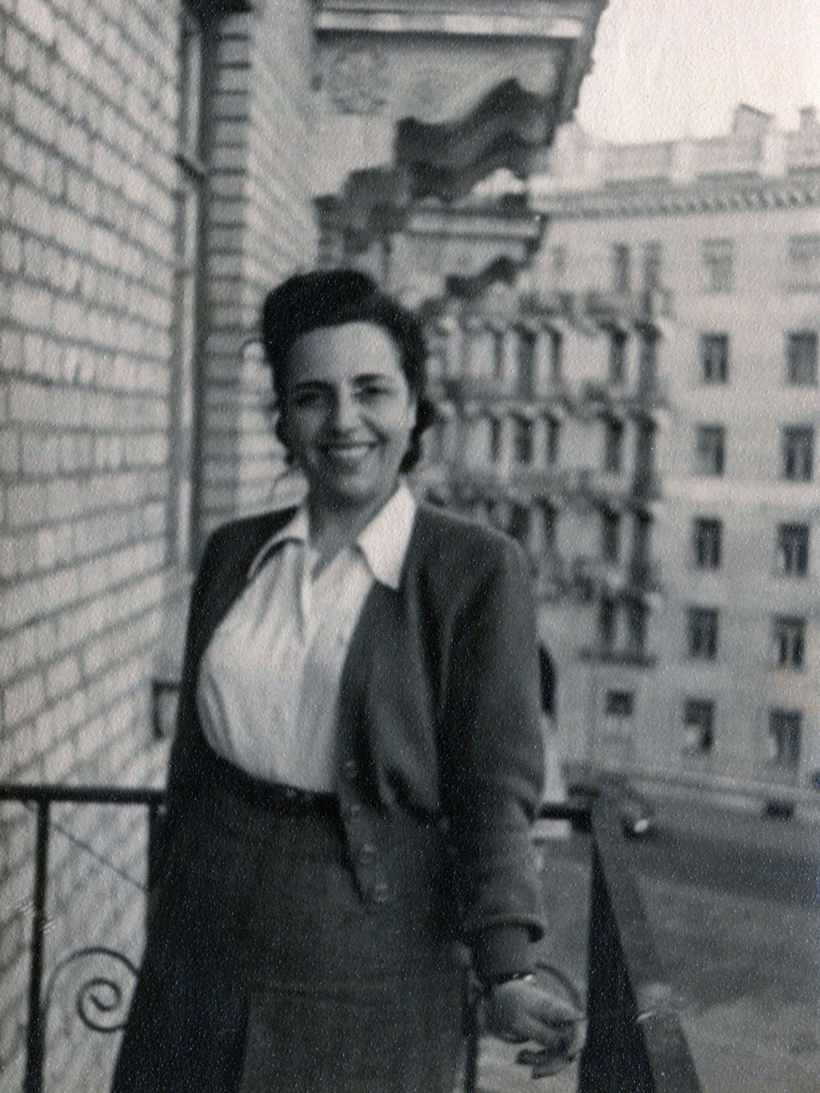 Alejandra Soler, a Moscou, poc després d’arribar. Arxiu Universitat de València