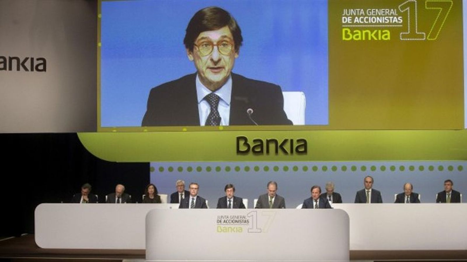 El president de Bankia, José Ignacio Goirigolzarri, qui assumeix ara la presidència de la nova CaixaBank, durant la junta d'accionistes de l'entitat a València 