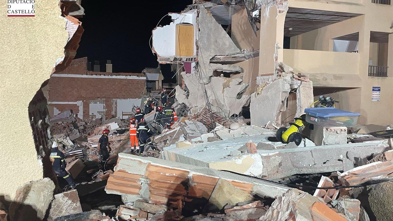 Treballs de rescat a Peníscola