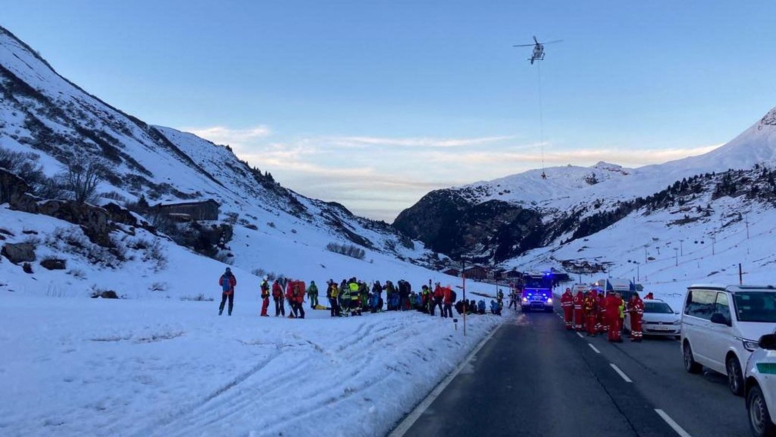 Tasques de rescat a la pista d'esquí de Lech