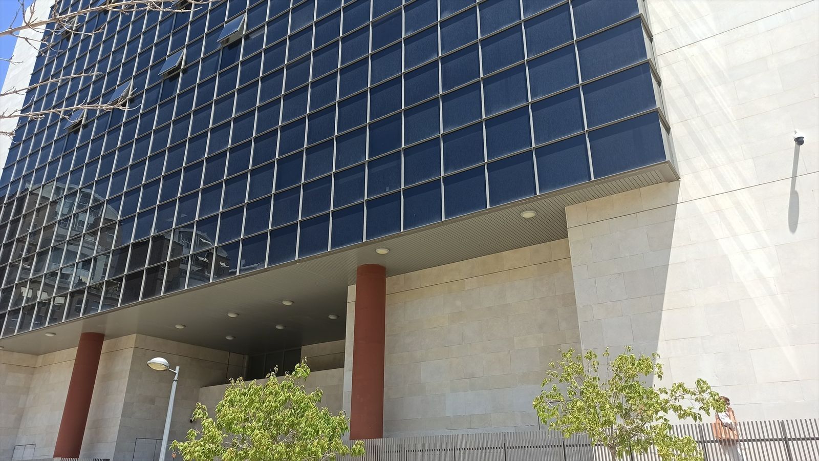 Imatge d'arxiu de la façana de la Ciutat de la Justícia de València