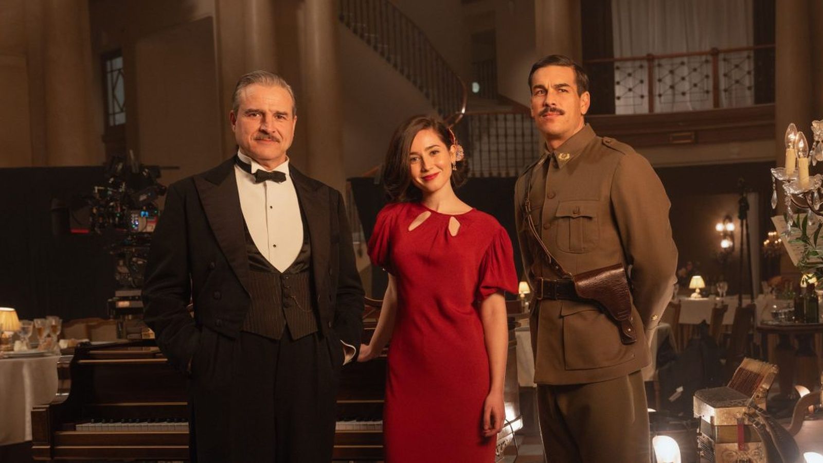 La Cena, millor guió adaptat i millor vestuari