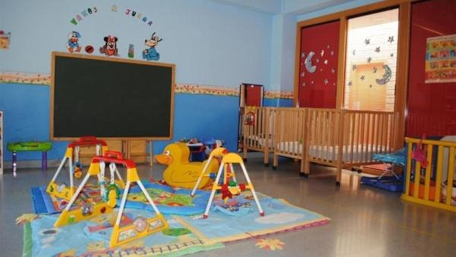 El personal de centres privats d’educació de 0 a 3 anys protesta per a exigir un conveni “digne”