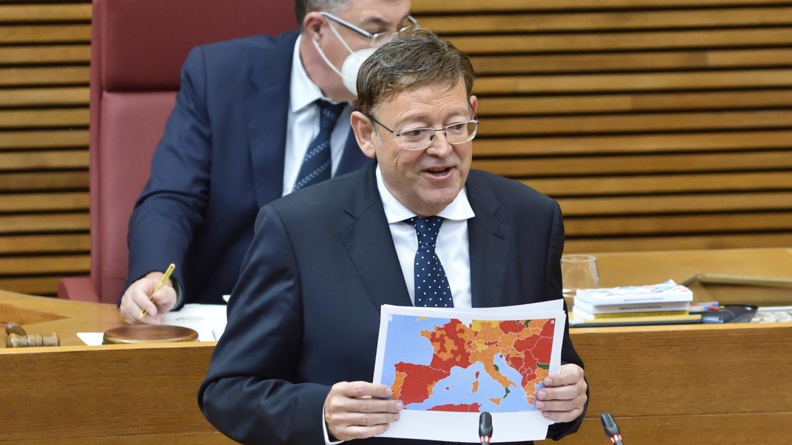 Ximo Puig intervé en les Corts