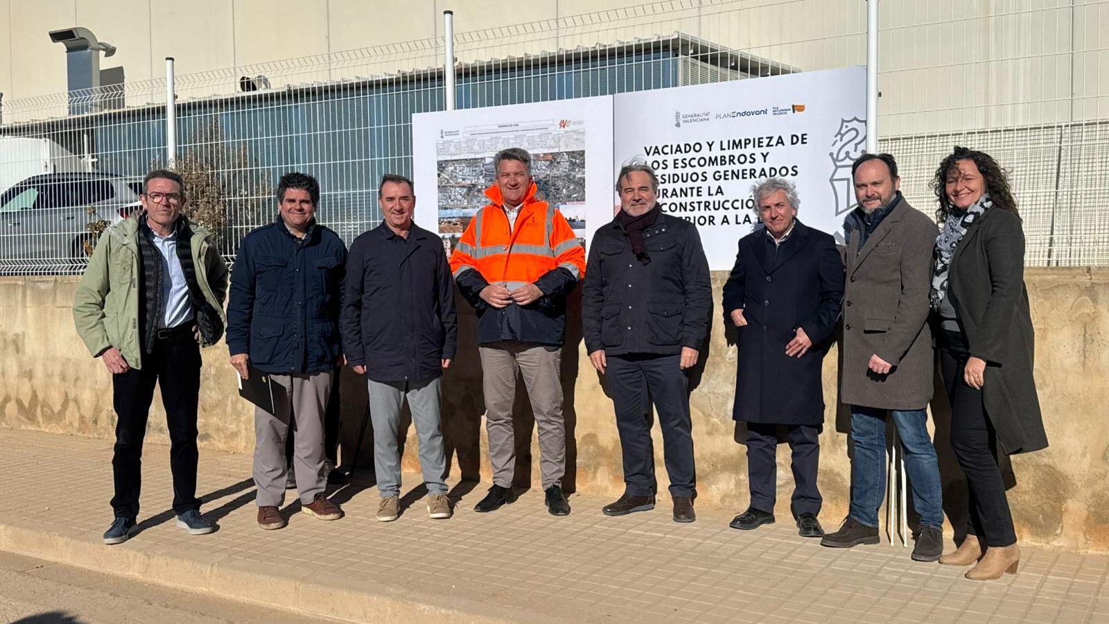 El conseller de Medi Ambient, Vicente Martínez Mus, ha visitat este dilluns Riba-roja del Túria