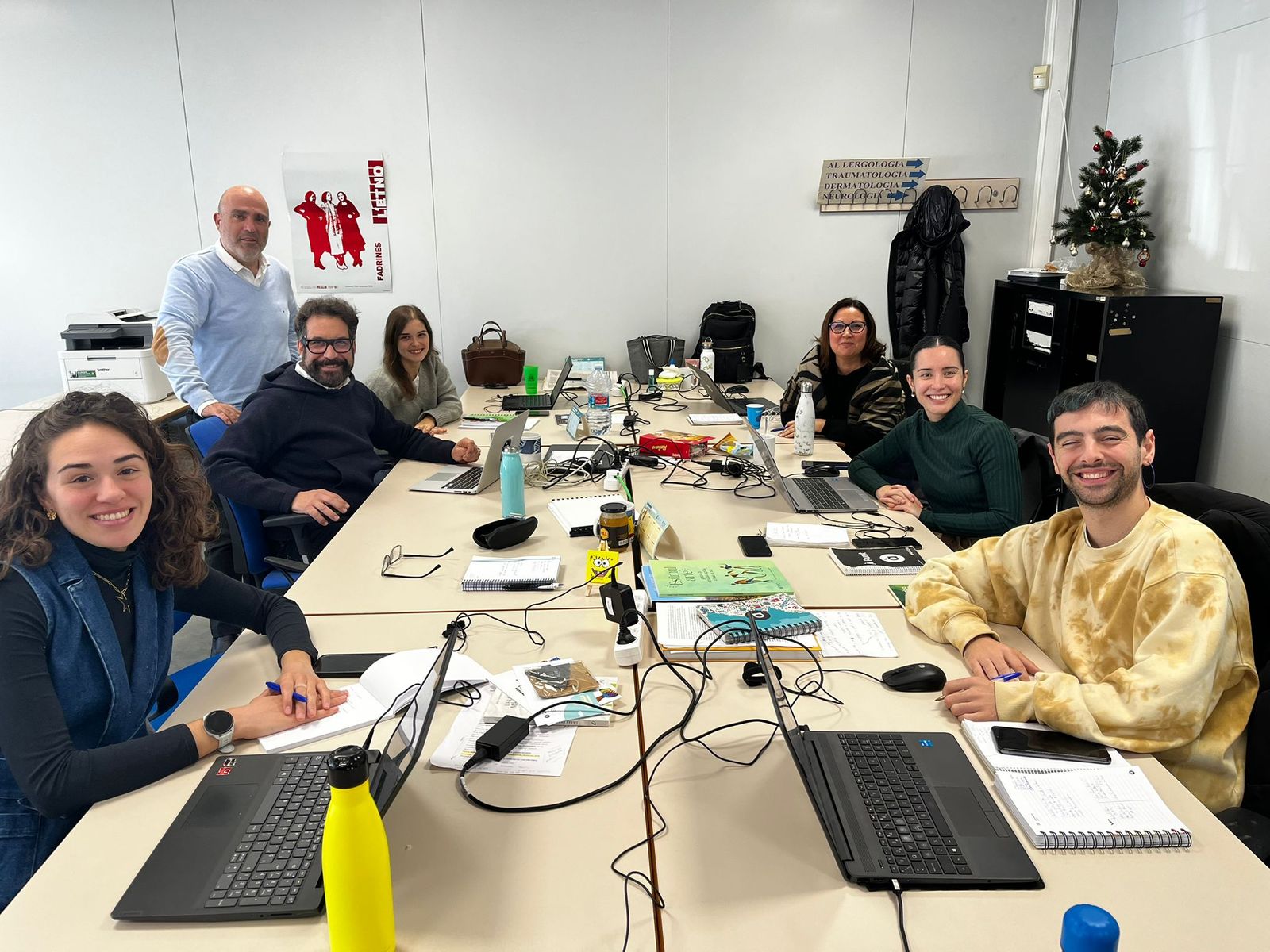 L'equip a la redacció del programa