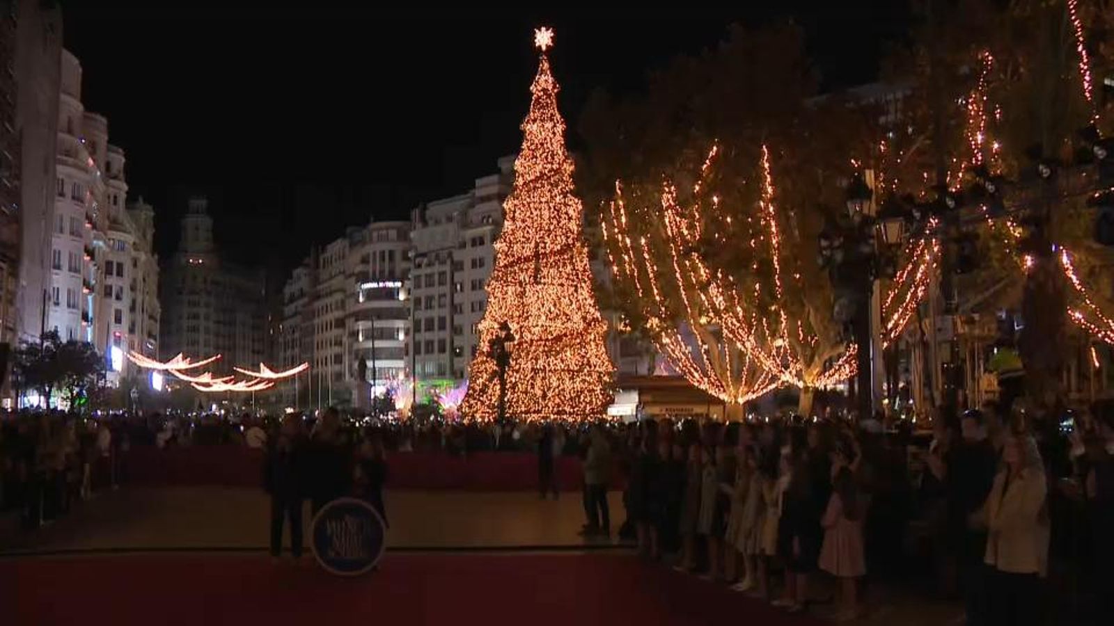 València avançarà enguany dos setmanes l’encesa de les llums de Nadal