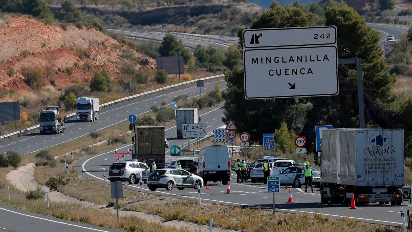 Controls en els accessos a la Comunitat Valenciana per l'A-3
