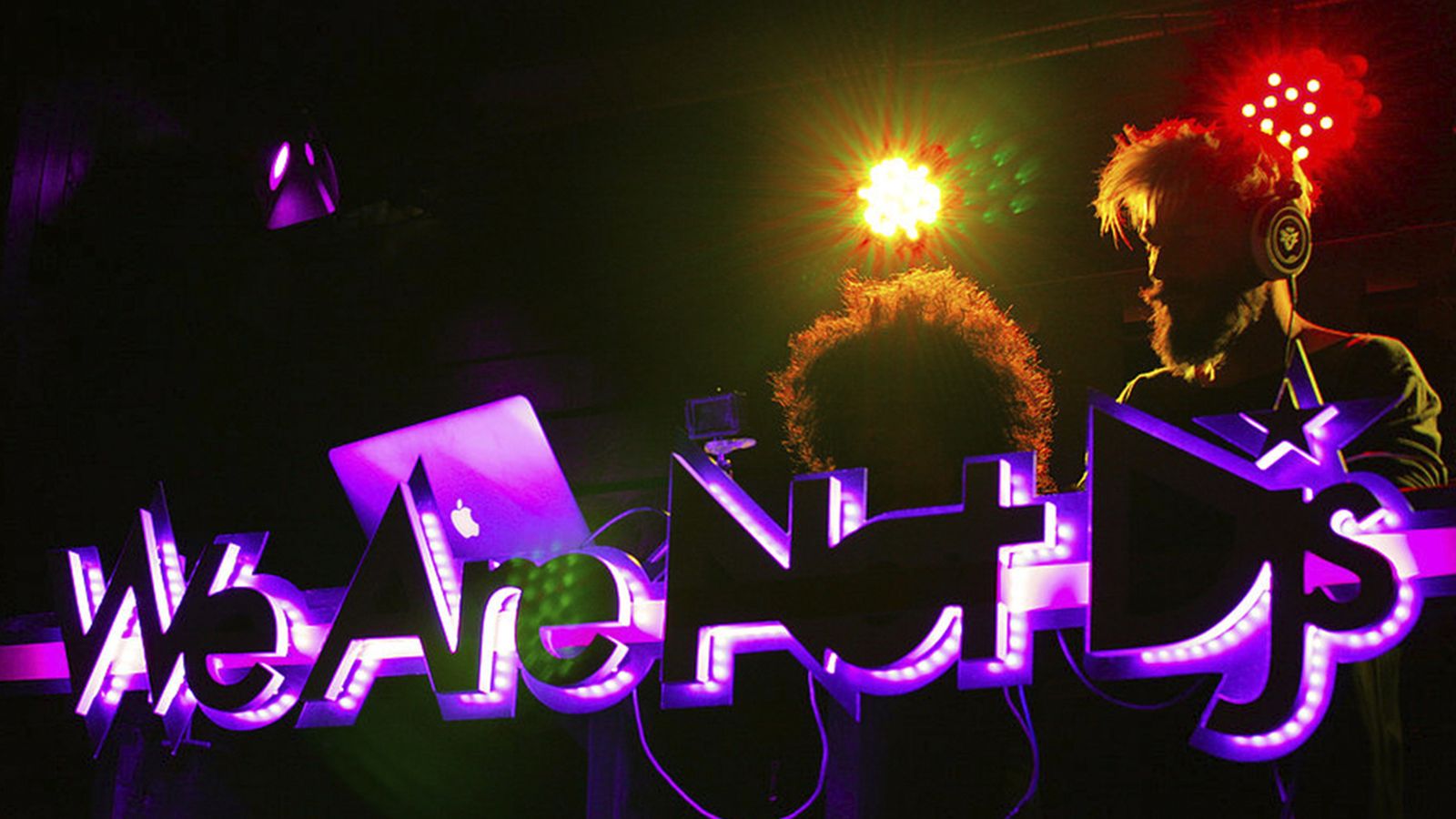 14.05.2021 | Sessió amb We Are Not Dj's