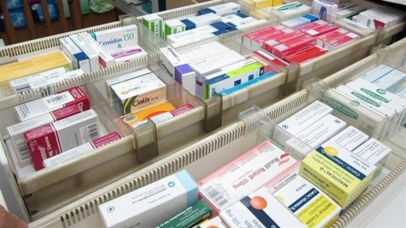 Les farmàcies prenen mesures per a evitar desabastiments puntuals