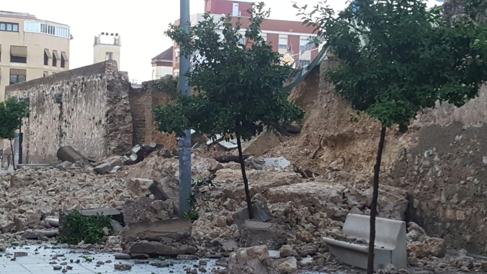 Els de 70 litres per metre quadrat que han caigut han tingut "conseqüències lamentables" en el monument
