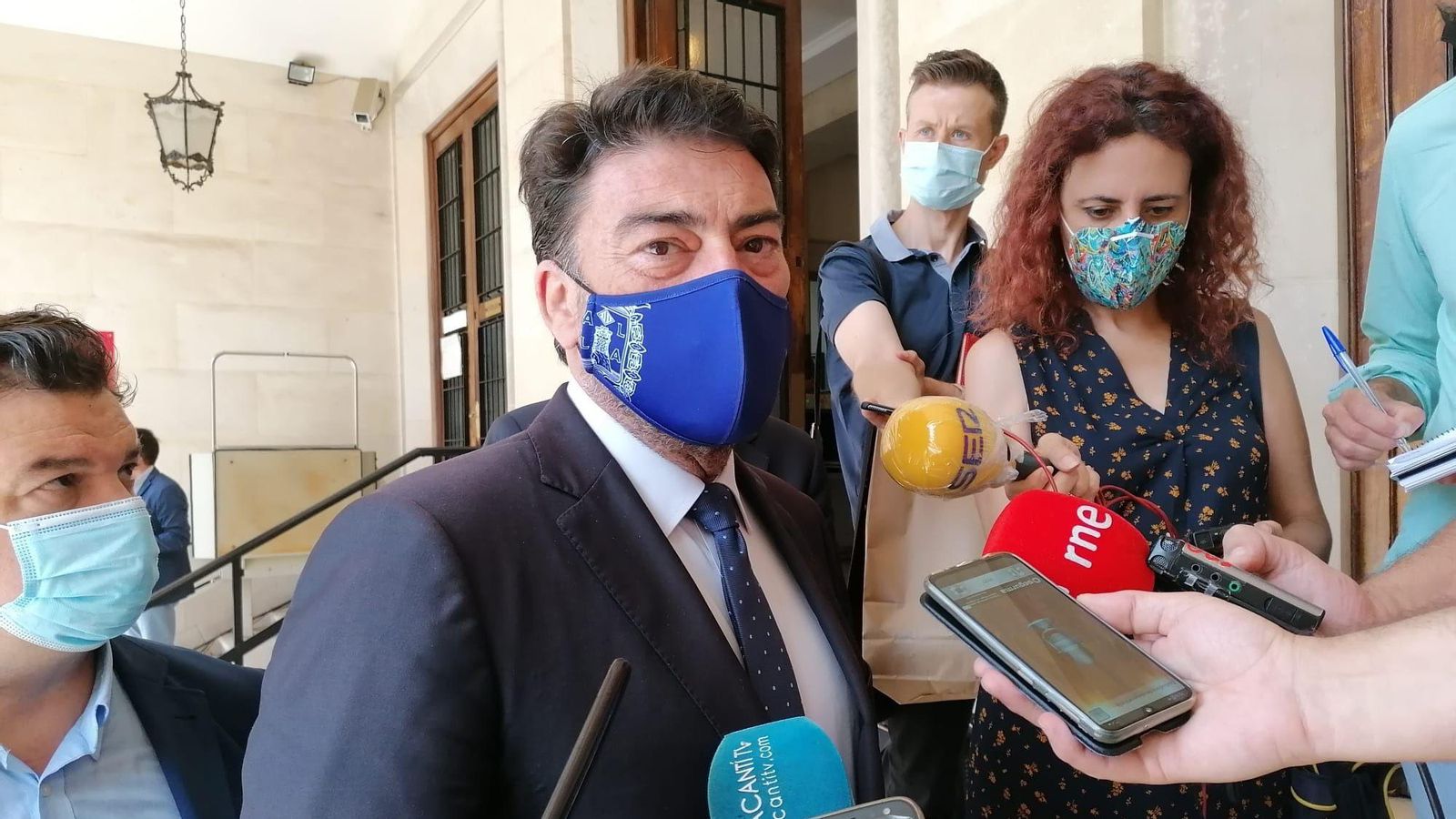L'alcalde de Alacant, Luis Barcala, serà un dels que acudeix aquest dimecres fins a Brussel·les per a mostrar el seu malestar