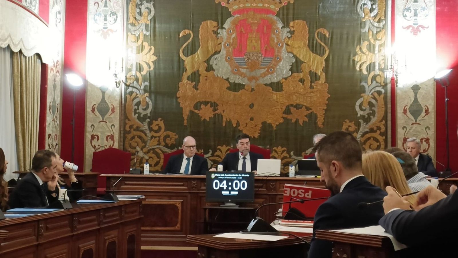 Un moment del ple extraordinari de l'Ajuntament d'Alacant, este dijous