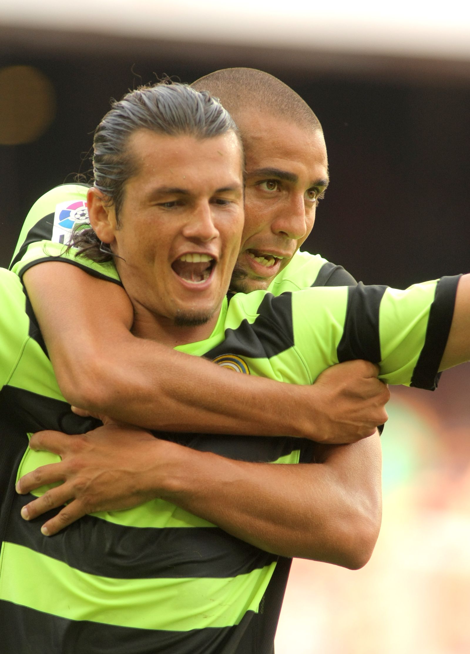 Valdez i Trezeguet en un partit de l'Hèrcules