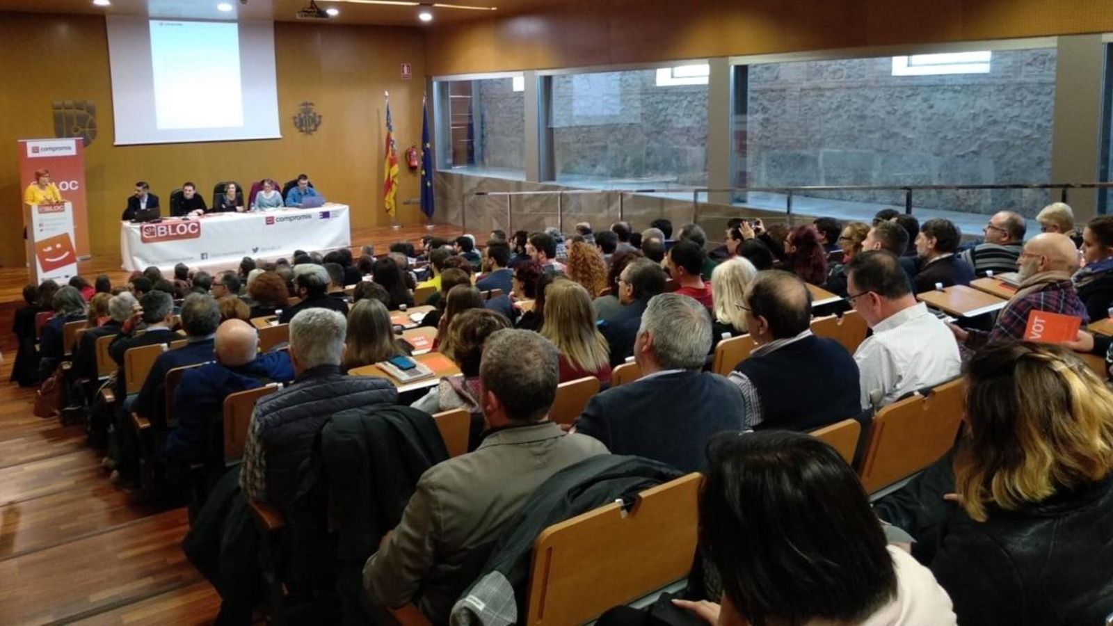 El Bloc consulta a la militància els detalls de la unió amb Més País
