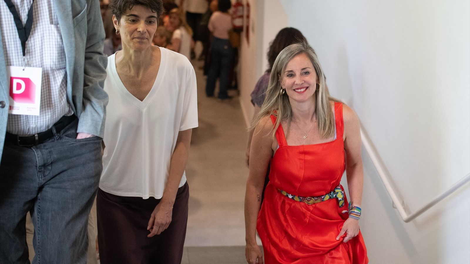 La secretària d'Estat de Drets Socials, María Rosa Martínez, i la portaveu de Sumar al Congrés, Verónica Martínez