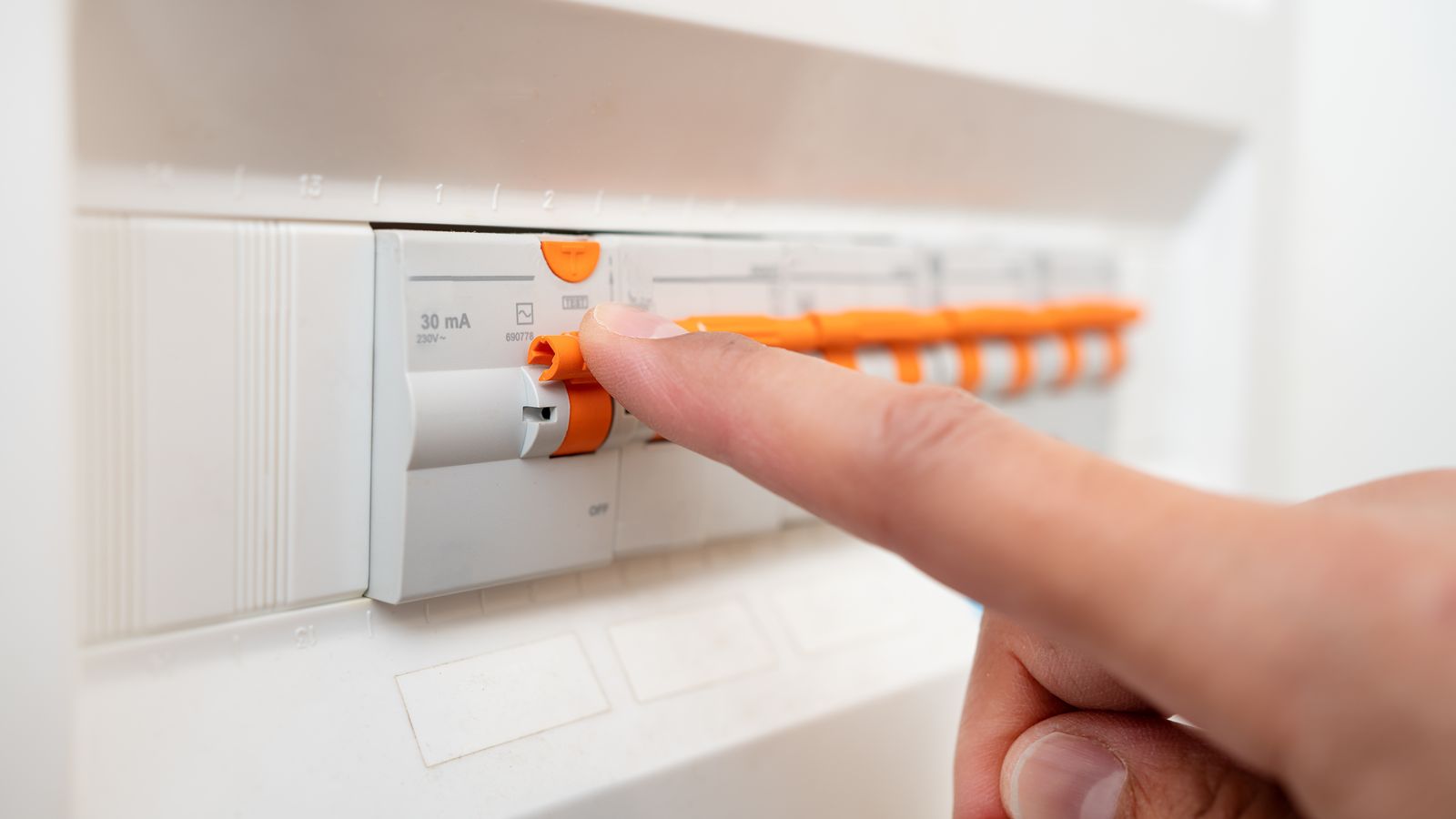 Un quadre de la llum en una casa (arxiu)