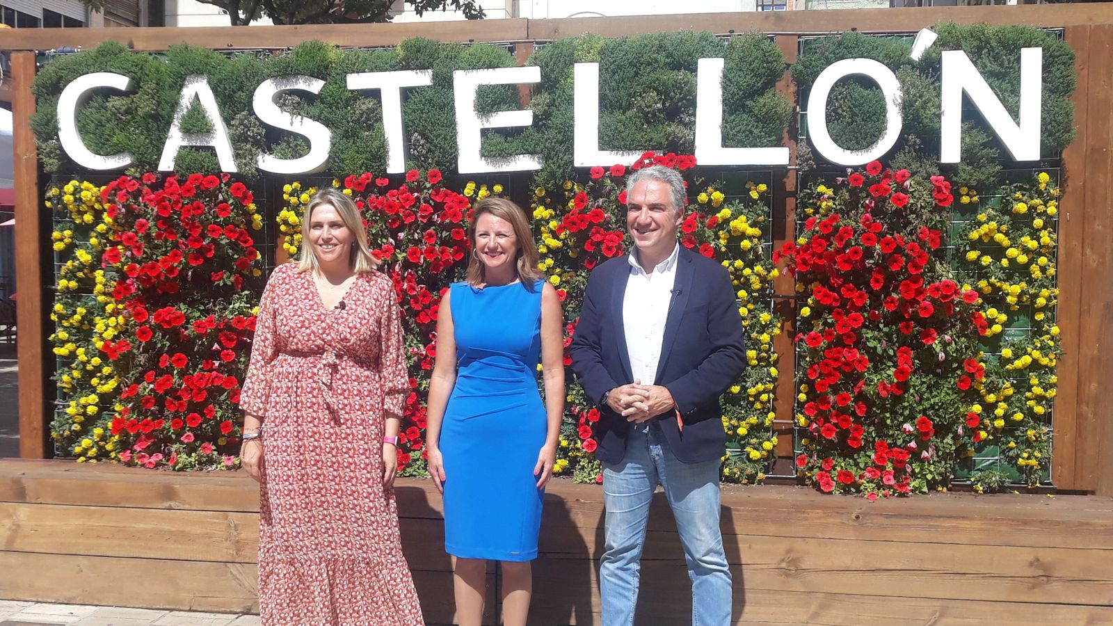 Elías Bendodo en la seua visita a Castelló