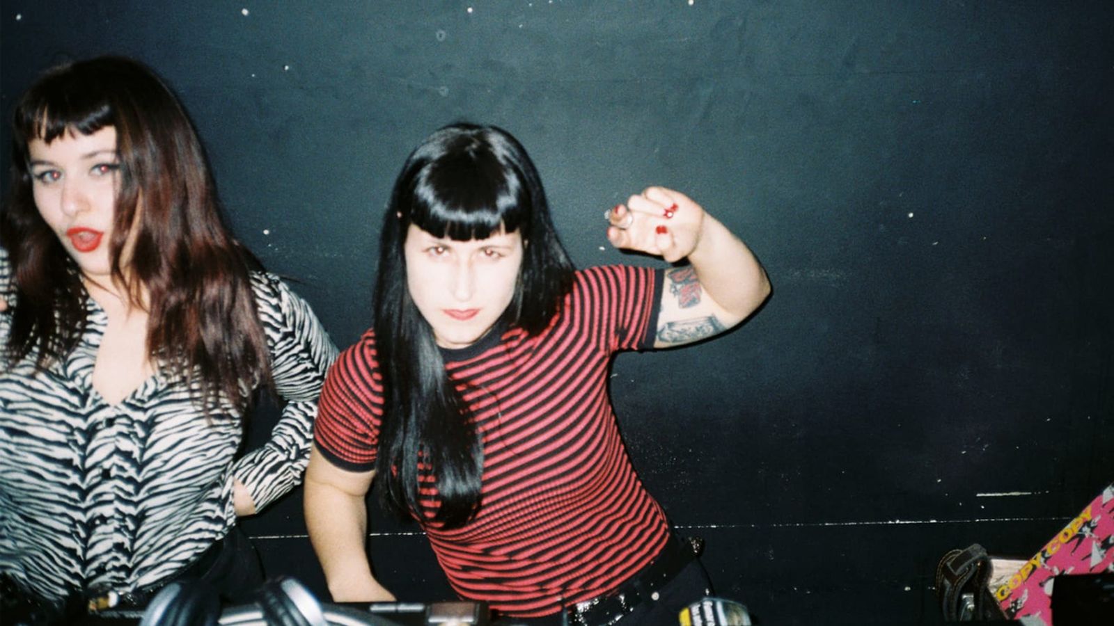 Miss Strychnine i Len Beviá, Las Wacheras, e Territori sonor