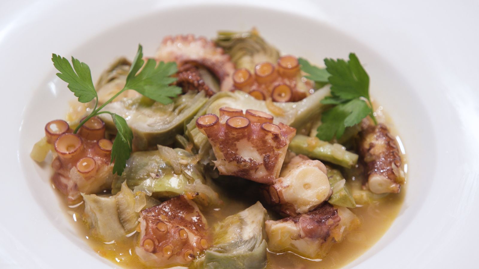 Guisat de polp i carxofa