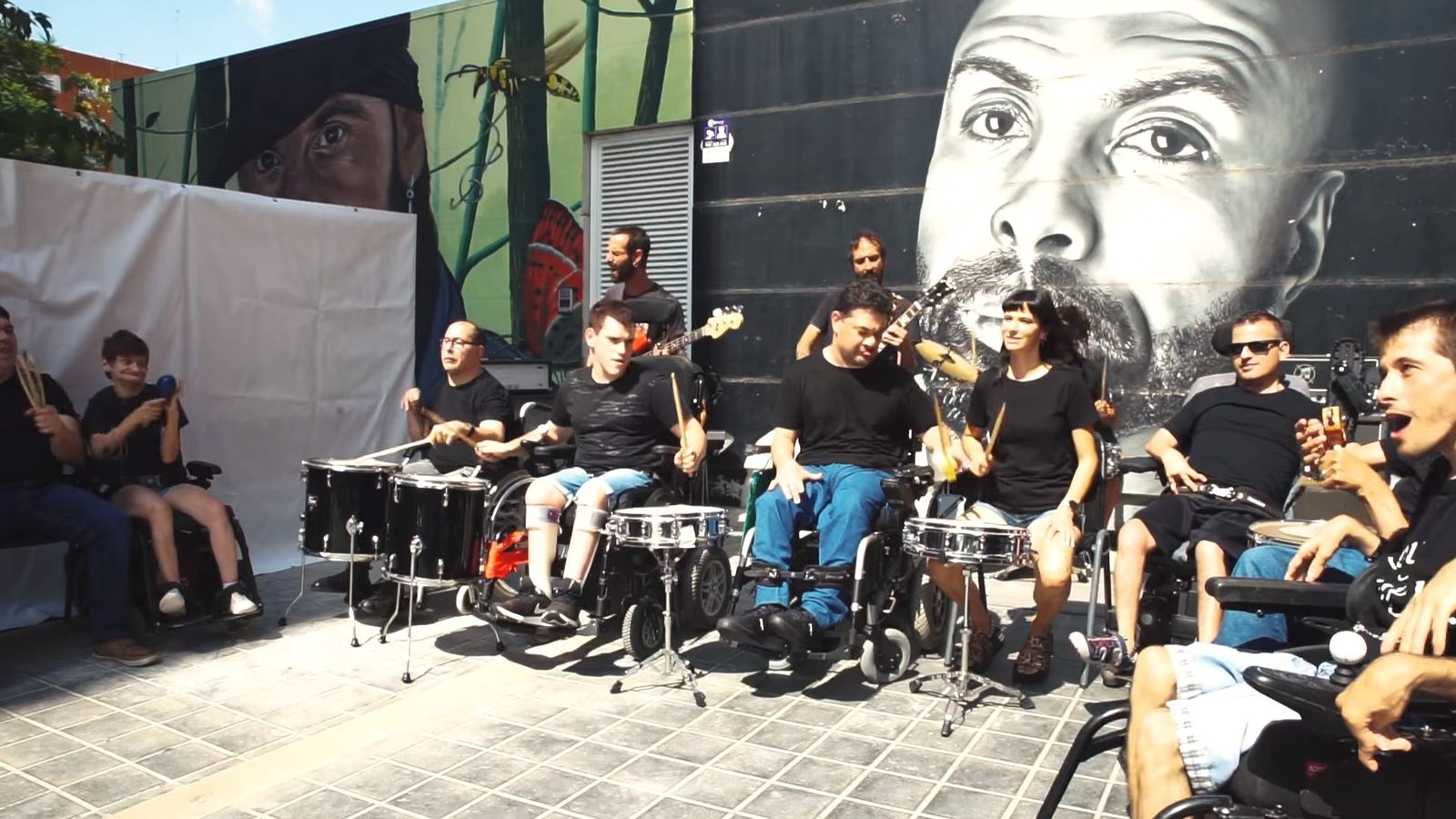 Dekubito Prono and the Supinos presenta el videoclip de la cançó “Por encima o por debajo”