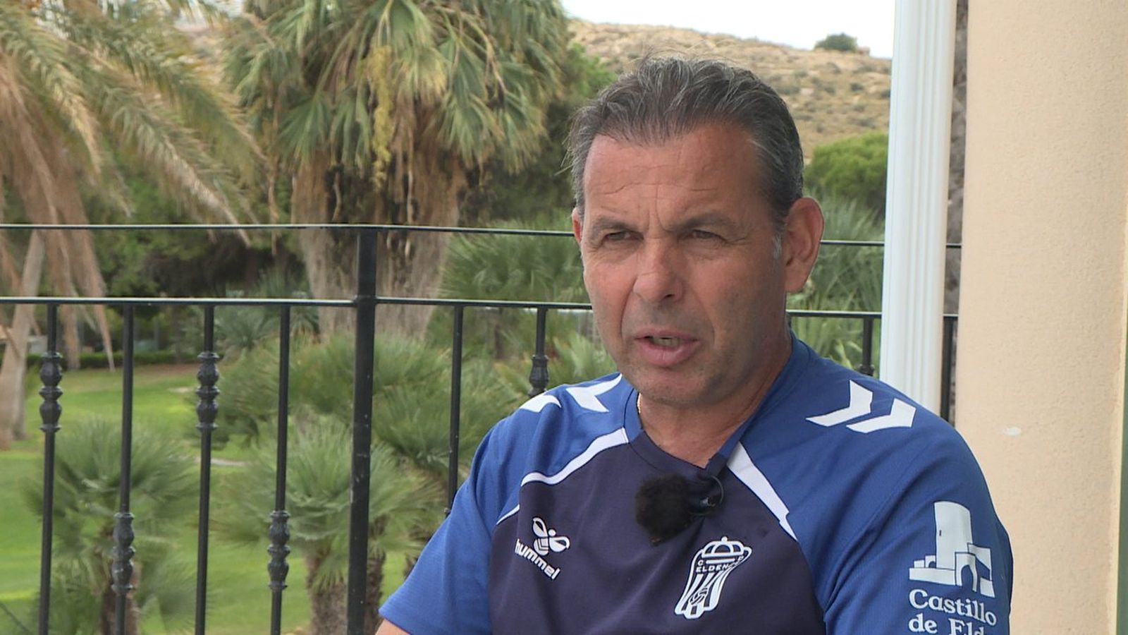 Entrevista a l'entrenador del CD Eldense, Javier Calleja