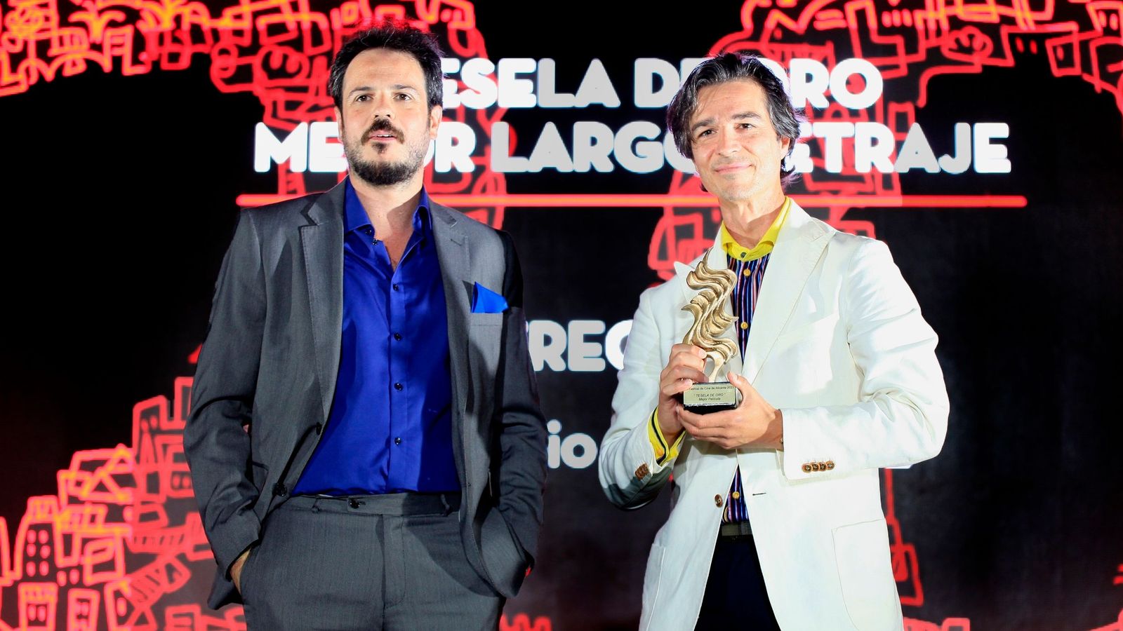 El director Mario Hernández, guanyador de la Tessel·la d'Or de la 20a edició del Festival Internacional de Cinema d'Alacant