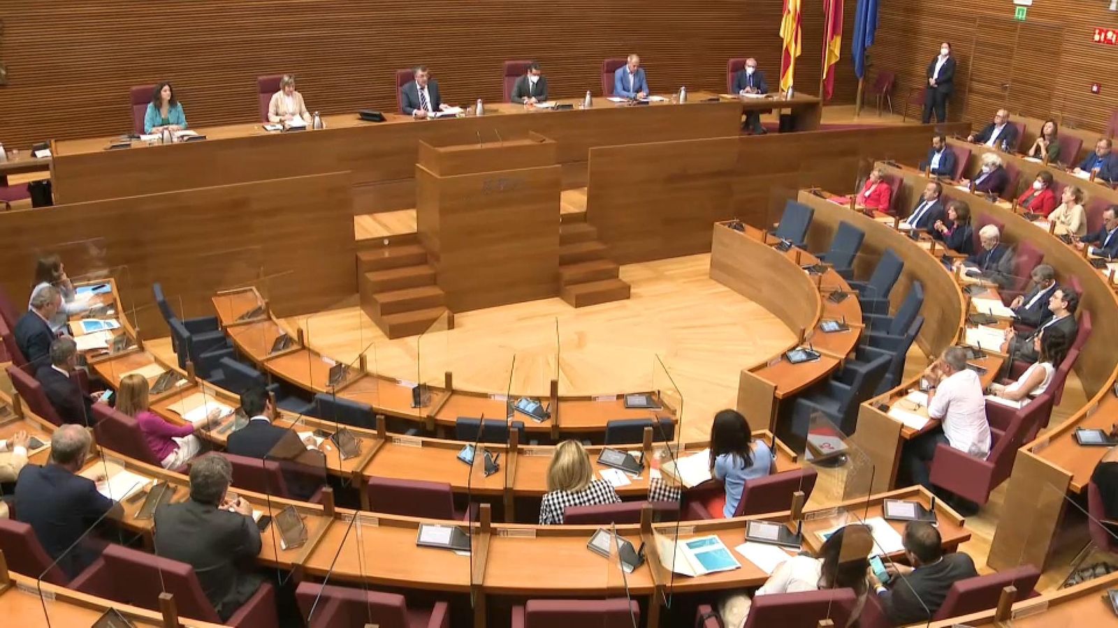 L'hemicicle de les Corts durant la sessió especial en què s'ha reivindicat impulsar la reforma del model de finançament