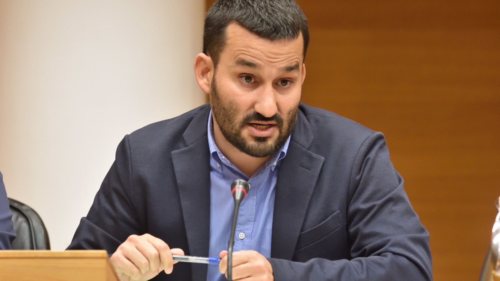 El conseller d'Educació, Vicent Marzà, en la seua compareixença a les Corts