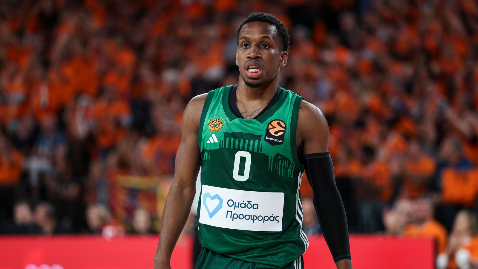 TJ Shorts, al Roig Arena, amb la camiseta del Panathinaikos
