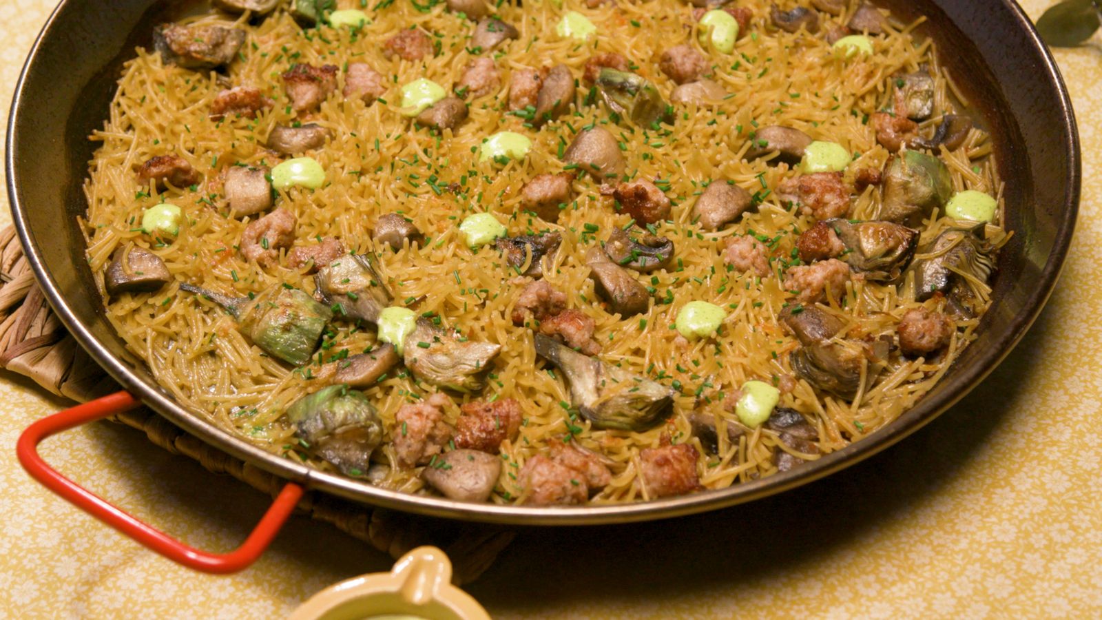 Fideuà de carn sense gluten