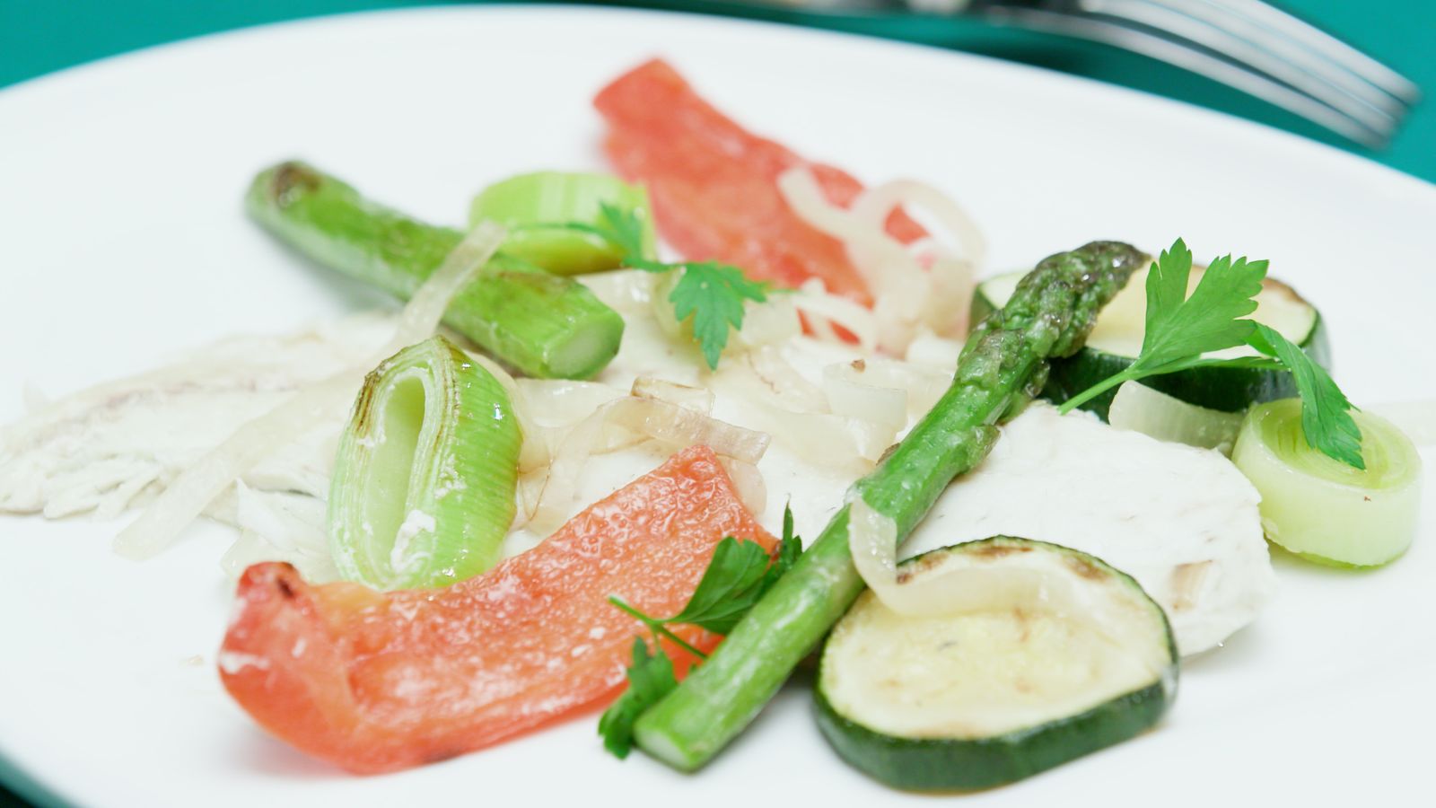 Papillota de peix de litoral amb verduretes