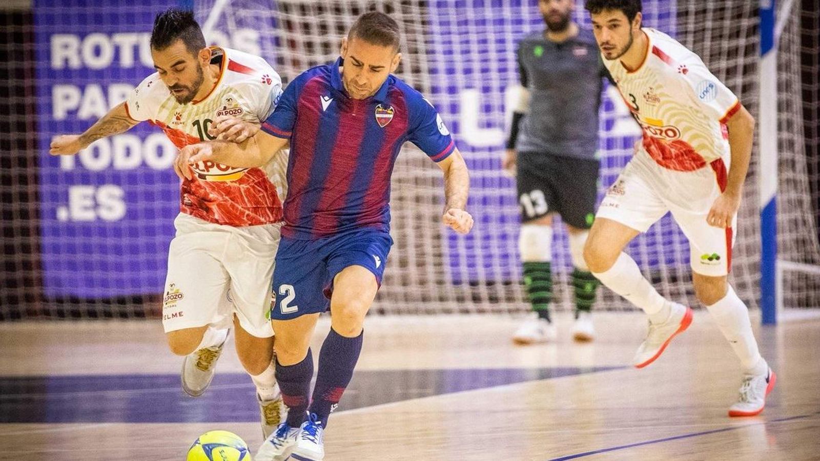 Jornada negativa per al Llevant i el Peníscola.