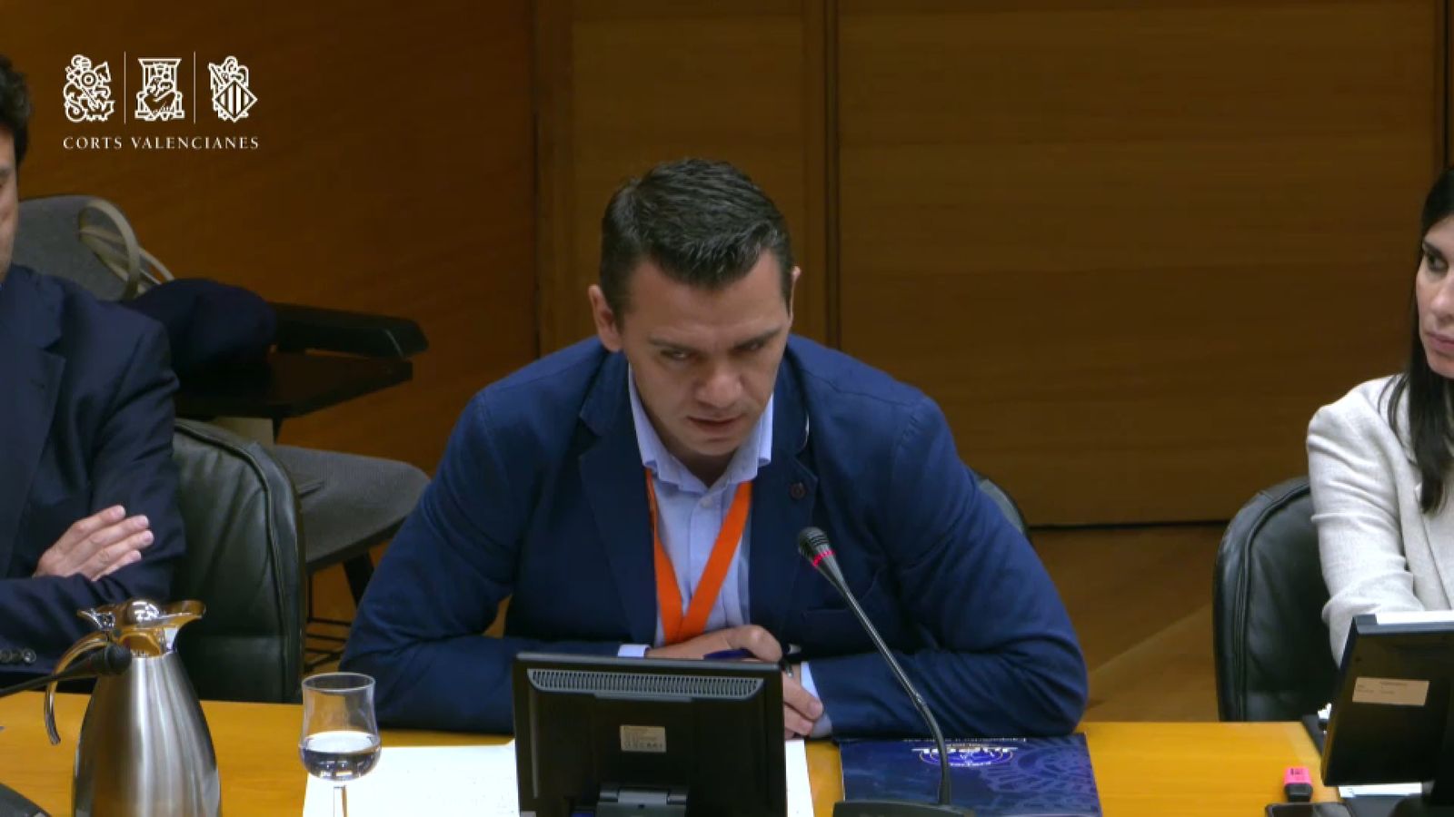 Crònica de la declaració del cap del sindicat Jupol en la comissió de la dana a les Corts