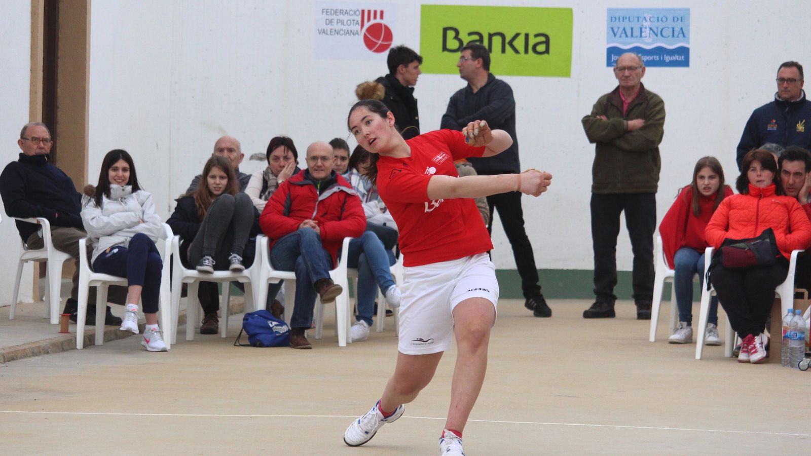 Erika està mostrant-se intractable en la lliga d'Elit