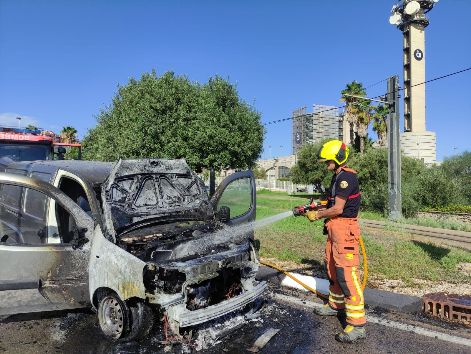 El vehicle ha quedat totalment cremat