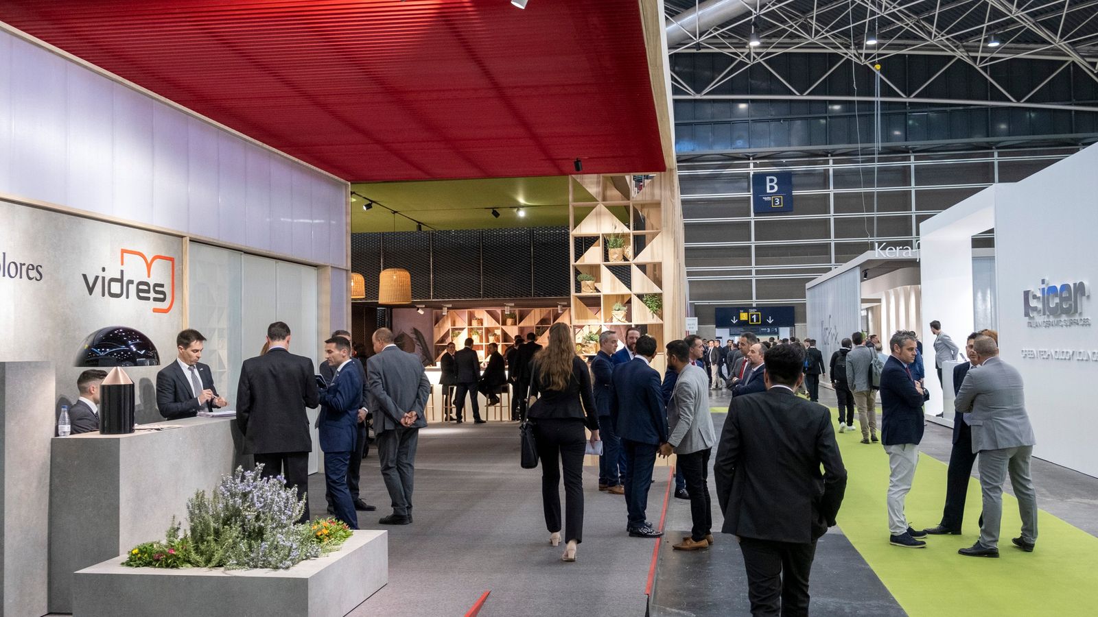 Clients a Cevisama a Fira València en una imatge d'arxiu