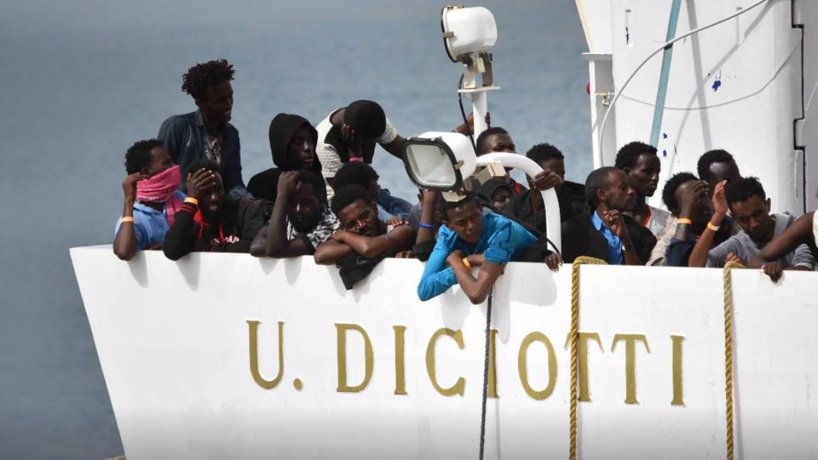 L’embarcació atracarà a mitjanit en la ciutat siciliana de Catània.