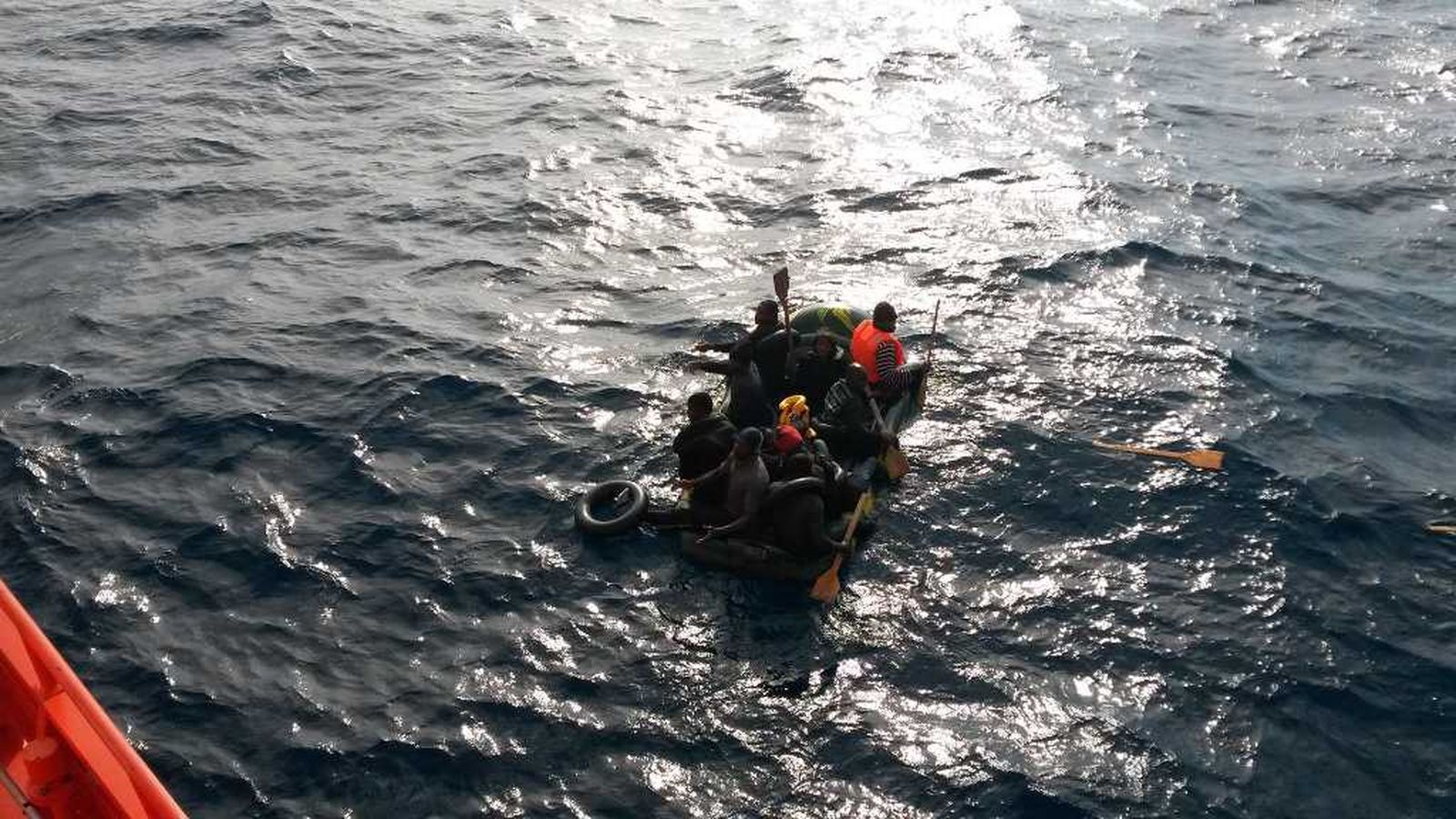 Imatge d'un grup de persones migrants