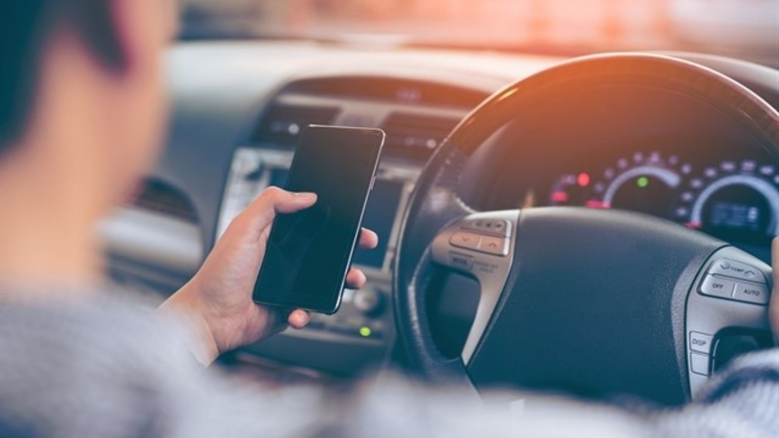 PP, PSOE i Ciutadans acorden penalitzar les lesions com a conseqüència d\'imprudències al volant