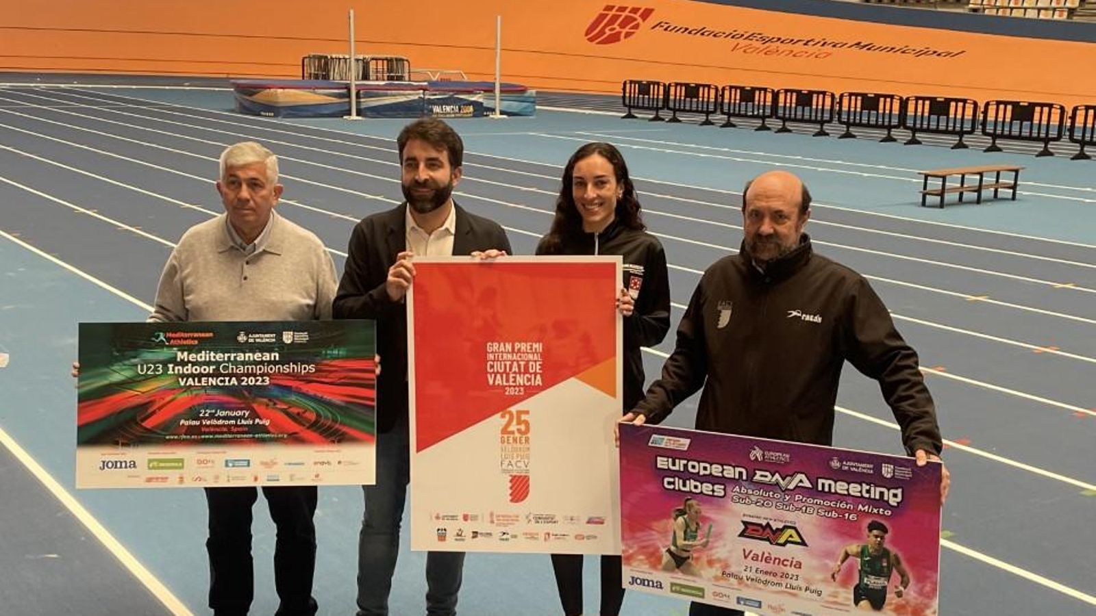 El regidor d'Esports de l'Ajuntament de València, Javier Mateo, ha presentat aquestes tres competicions al costat de Luis Saladíe, director de competicions de la RFEA, Añó i Yurena Hueso, atleta valenciana