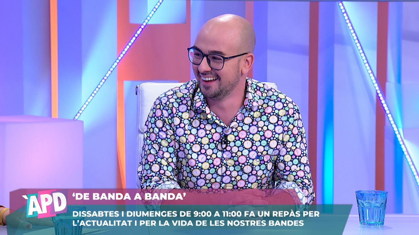 ‘De banda a banda’ celebra 100 programes!