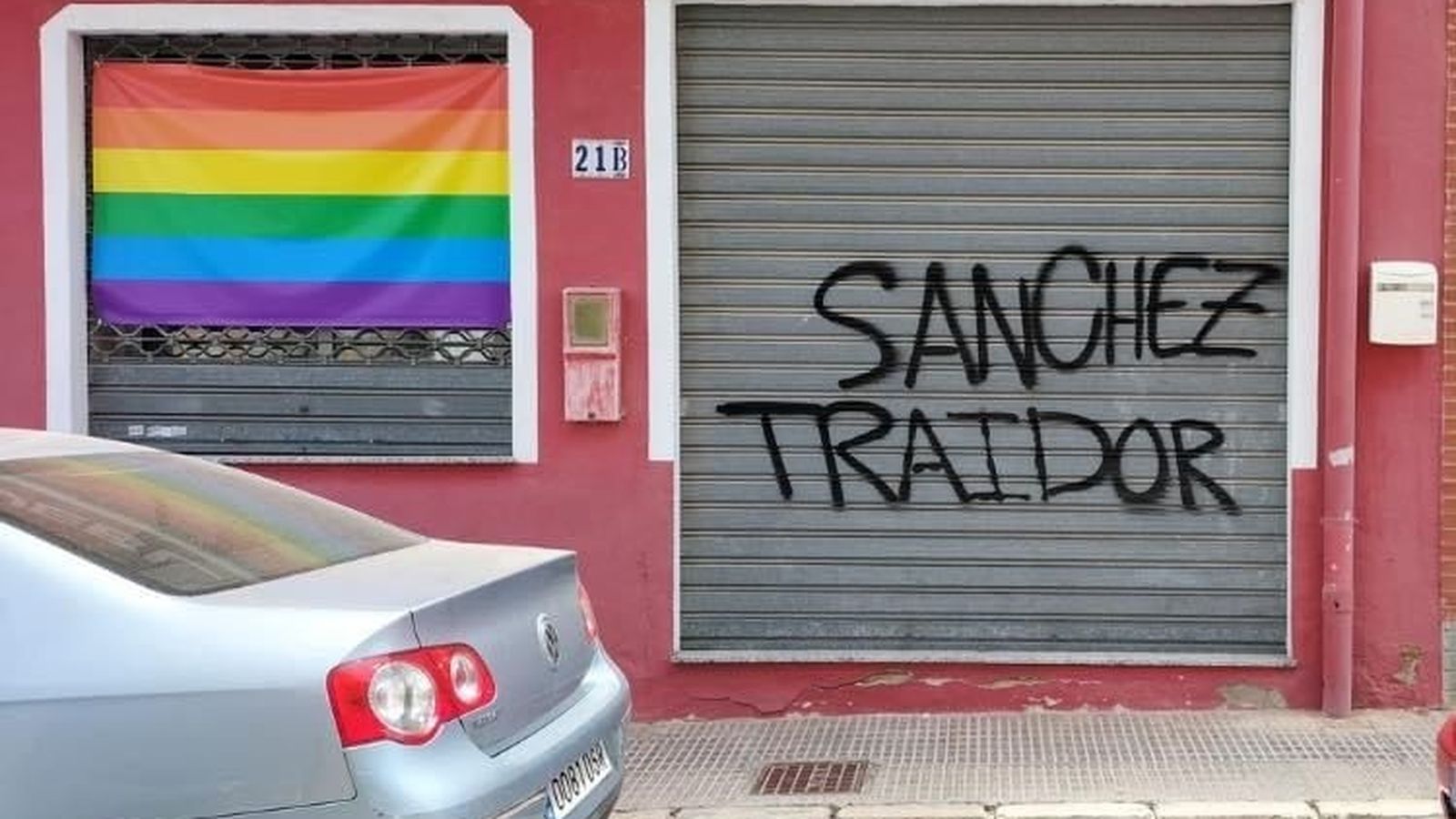 Pintada en una de les seus del PSOE de la Vega Baixa