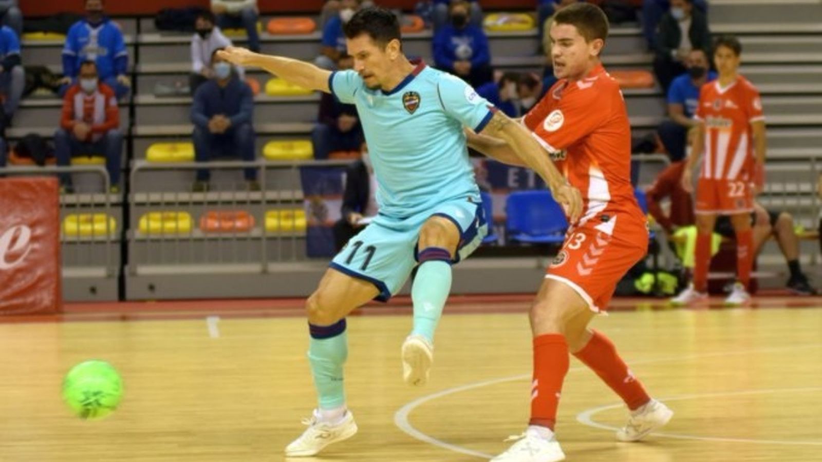 Imatge del partit entre el Cartagena i el Llevant