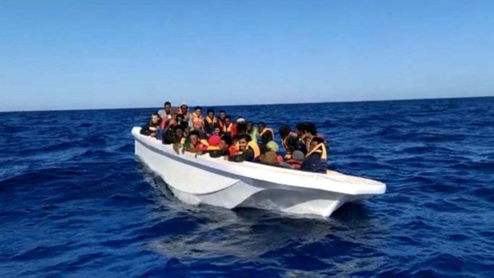L’Open Arms rescata 282 persones al Mediterrani en menys de dos dies